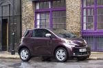 Toyota iQ 2011 года